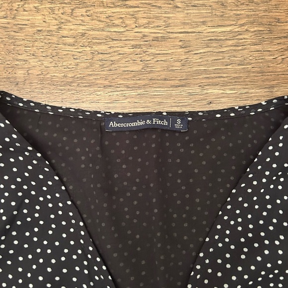 Abercrombie and Fitch Blouse - Picture 3 of 3
